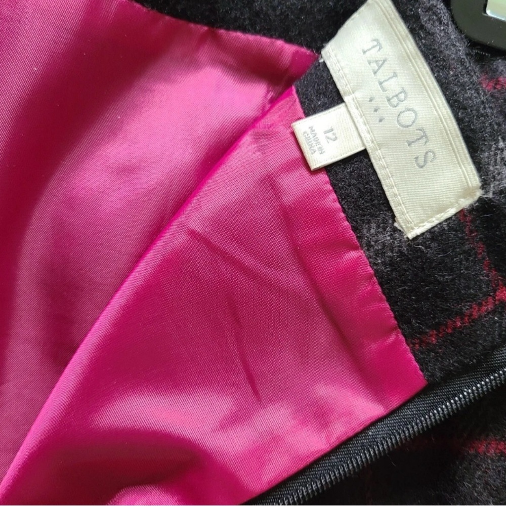 Talbots Gray and Pink Plaid Pencil Skirt - Picture 2 of 3